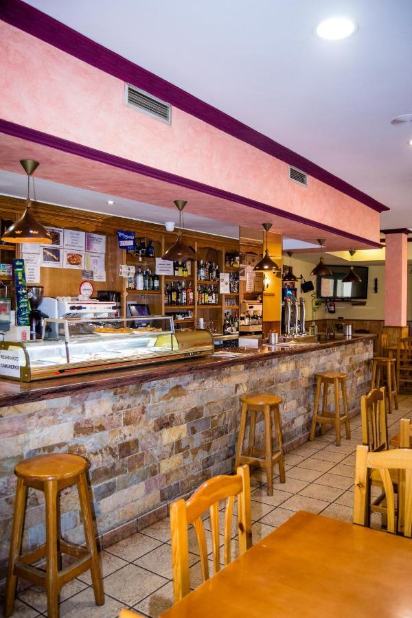 El Roble Hotel Restaurante Tabara Dış mekan fotoğraf