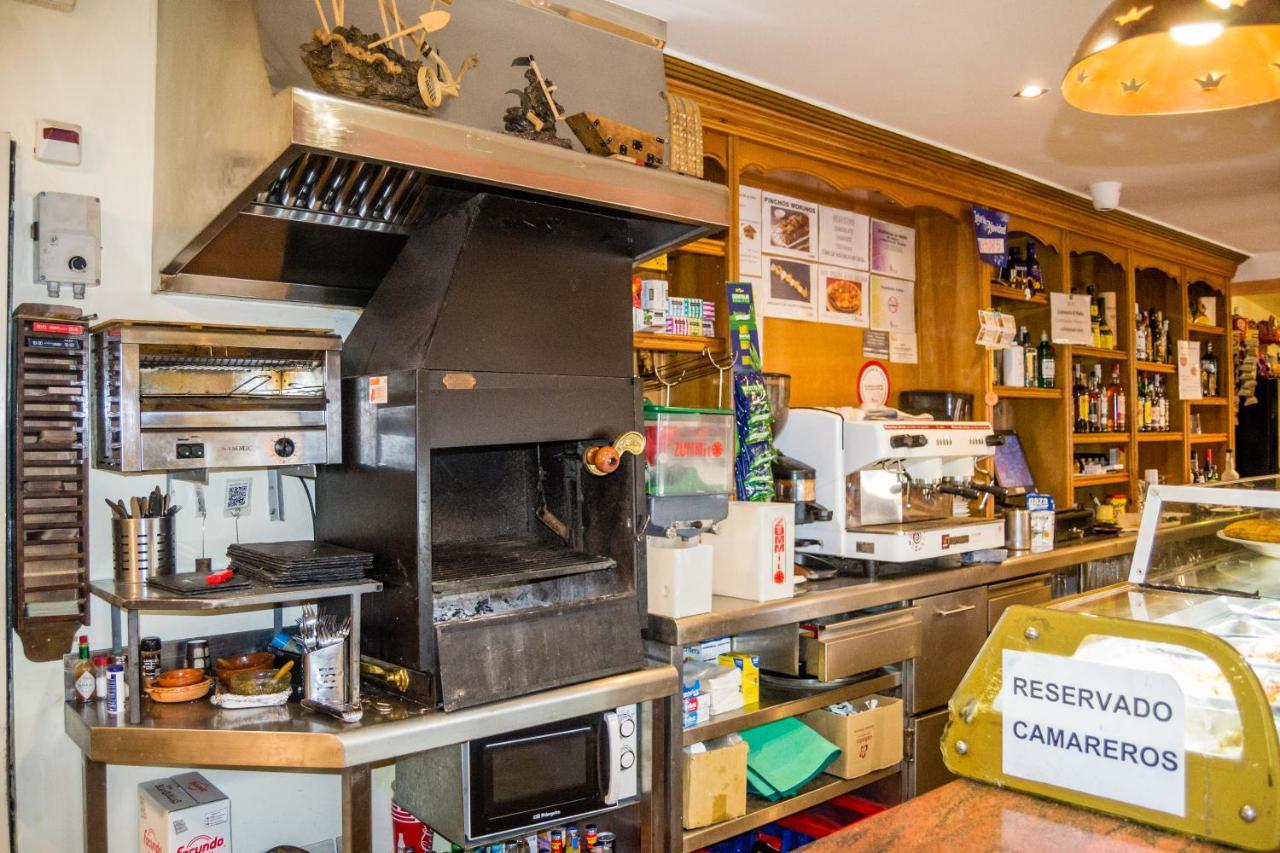 El Roble Hotel Restaurante Tabara Dış mekan fotoğraf